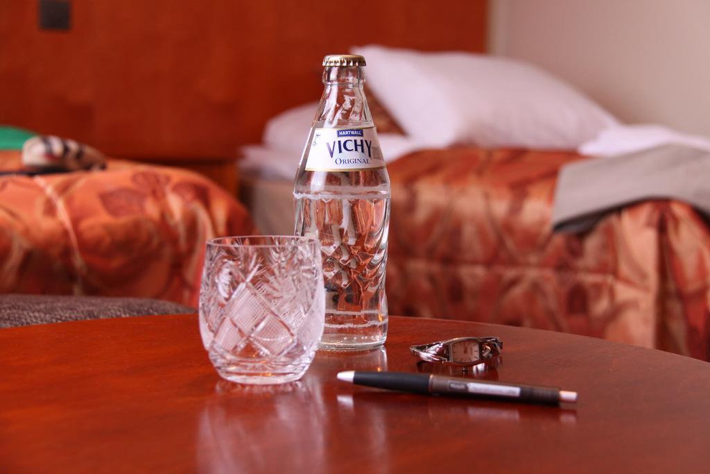 Loimaan Seurahuone Hotell Rum bild